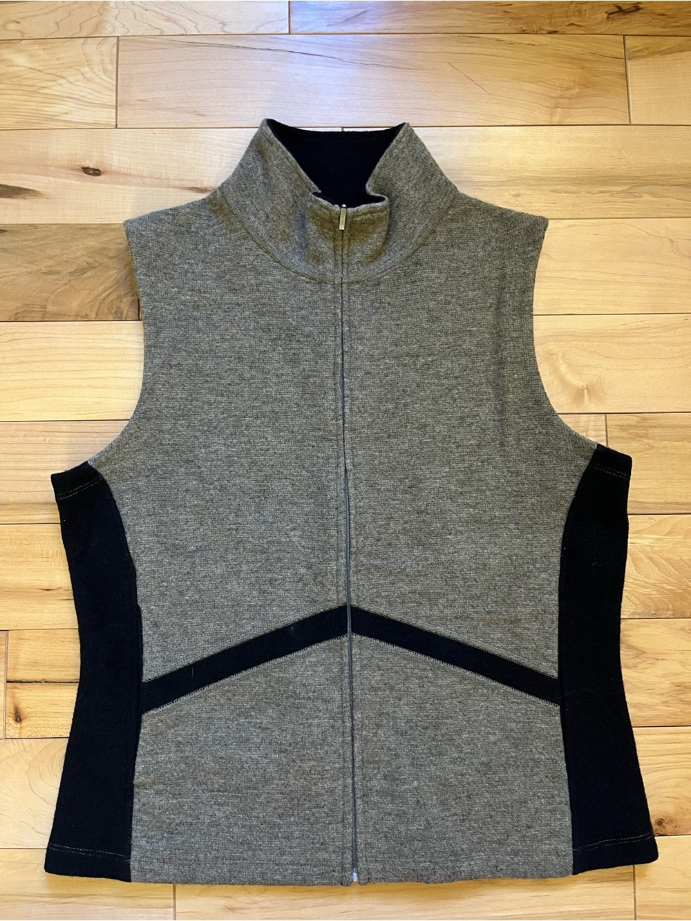 ibex Heather Gray and Black Zip-Front Vest
